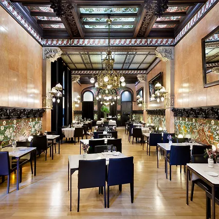 מלון Espana Ocean Drive - Newly Renovated 4*