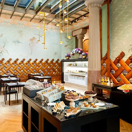 Espana Ocean Drive - Newly Renovated מלון