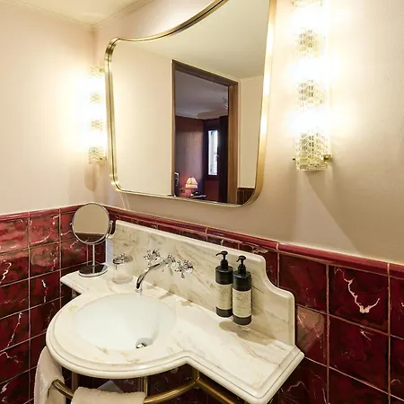 Espana Ocean Drive - Newly Renovated 4* ברצלונה