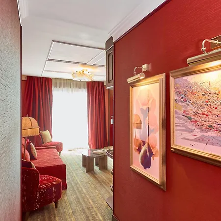 מלון Espana Ocean Drive - Newly Renovated 4*